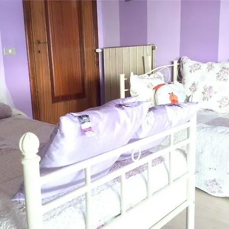 Charming House In With Pool * Gargnano